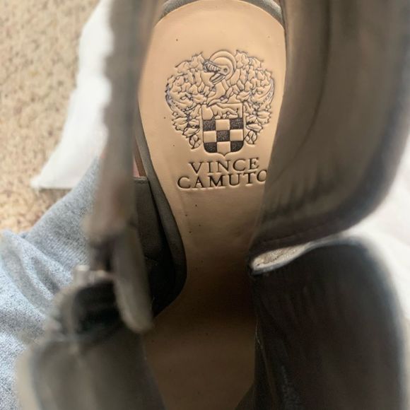 Vince Camuto grey suede Binks - Picture 4 of 5